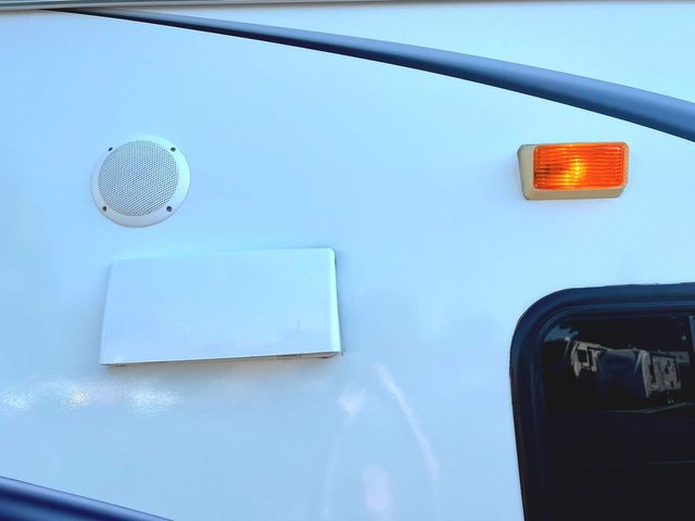 2012 Lance 1274 Travel Trailer 