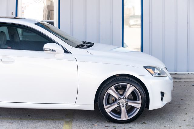 2012 Lexus IS 250 NAV LEATHER SUNROOF LOADED CLEAN CARFAX 2 OWNERS
