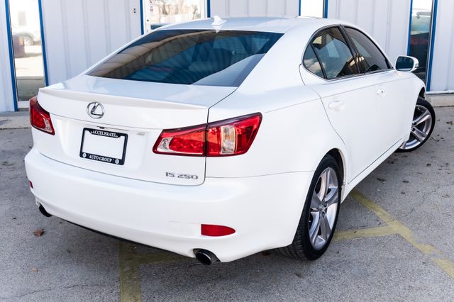 2012 Lexus IS 250 NAV LEATHER SUNROOF LOADED CLEAN CARFAX 2 OWNERS