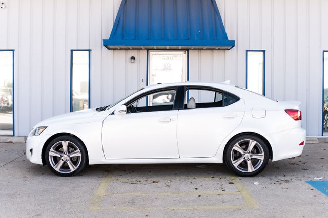 2012 Lexus IS 250 NAV LEATHER SUNROOF LOADED CLEAN CARFAX 2 OWNERS