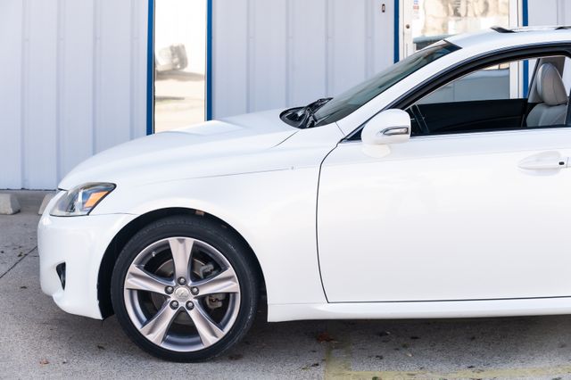 2012 Lexus IS 250 NAV LEATHER SUNROOF LOADED CLEAN CARFAX 2 OWNERS