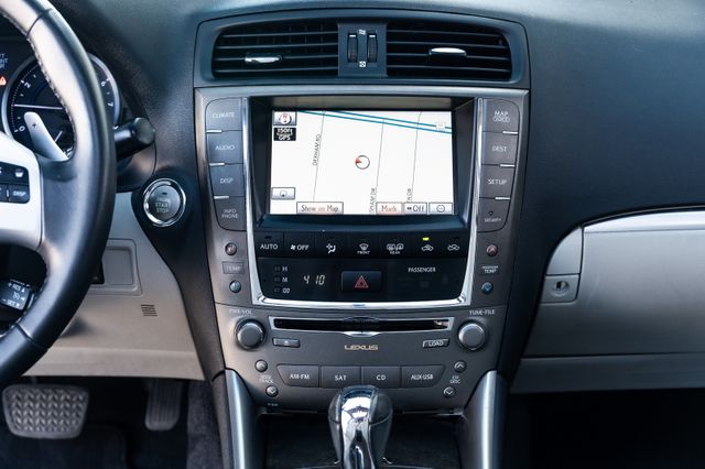 2012 Lexus IS 250 NAV LEATHER SUNROOF LOADED CLEAN CARFAX 2 OWNERS