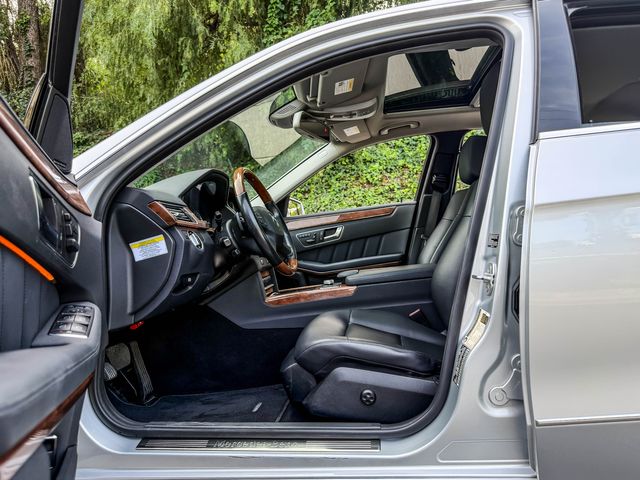 2012 Mercedes-Benz E-Class E 350 Luxury | Agoura Hills, CA | SoCal Auto Group 2012 Mercedes-Benz E-Class E 350 Luxury | Agoura Hills, CA | SoCal Auto Group