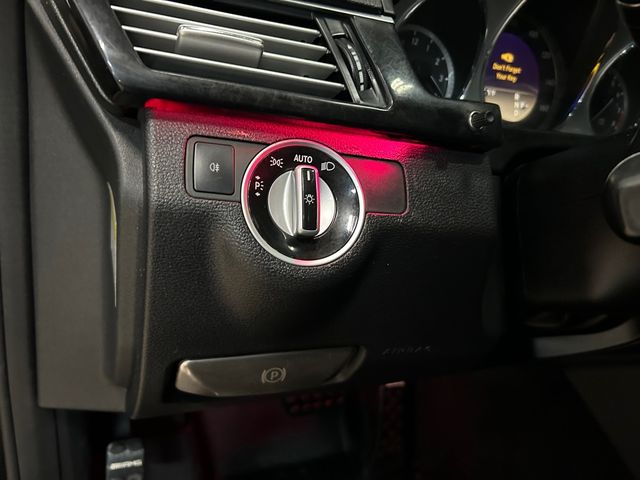 2012 Mercedes-Benz E-Class E 550 SPORT 4MA