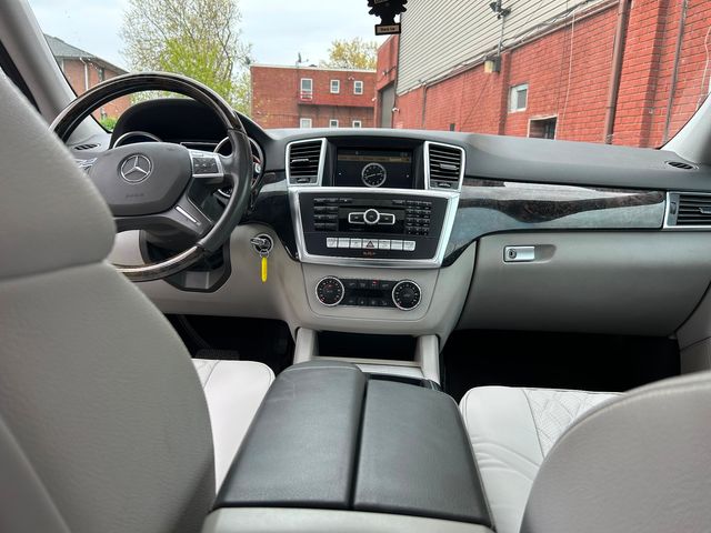 2012 Mercedes-Benz ML350 | New Brunswick, New Jersey | Brilliant Auto Sales 2012 Mercedes-Benz ML350 | New Brunswick, New Jersey | Brilliant Auto Sales