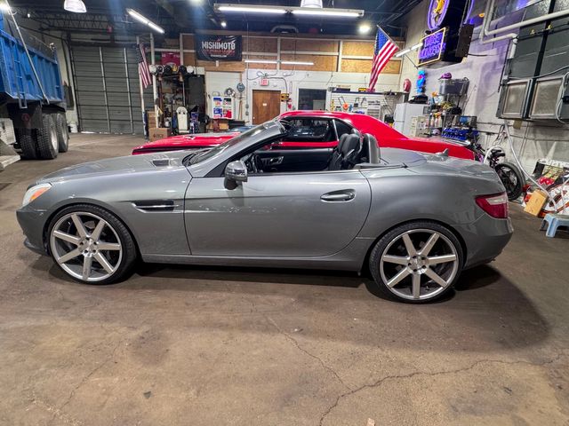 2012 Mercedes-Benz SLK 350 | Valley Park, Missouri | VELOCITY PERFORMANCE GARAGE 2012 Mercedes-Benz SLK 350 | Valley Park, Missouri | VELOCITY PERFORMANCE GARAGE