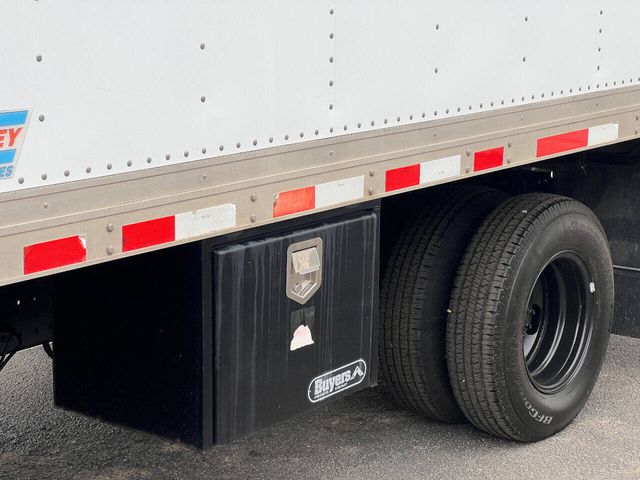 2012 Mitsubishi Fuso FE125 4X2 2dr Regular Cab 126.0 137.4 in. WB | Houston, TX | Houston Auto Credit 2012 Mitsubishi Fuso FE125 4X2 2dr Regular Cab 126.0 137.4 in. WB | Houston, TX | Houston Auto Credit