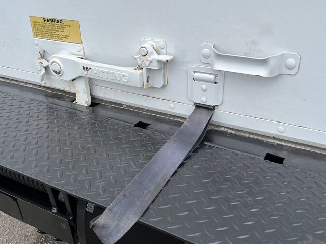 2012 Mitsubishi Fuso FE125 4X2 2dr Regular Cab 126.0 137.4 in. WB | Houston, TX | Houston Auto Credit 2012 Mitsubishi Fuso FE125 4X2 2dr Regular Cab 126.0 137.4 in. WB | Houston, TX | Houston Auto Credit