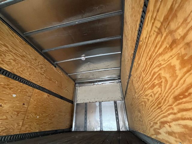 2012 Mitsubishi Fuso FE125 4X2 2dr Regular Cab 126.0 137.4 in. WB | Houston, TX | Houston Auto Credit 2012 Mitsubishi Fuso FE125 4X2 2dr Regular Cab 126.0 137.4 in. WB | Houston, TX | Houston Auto Credit