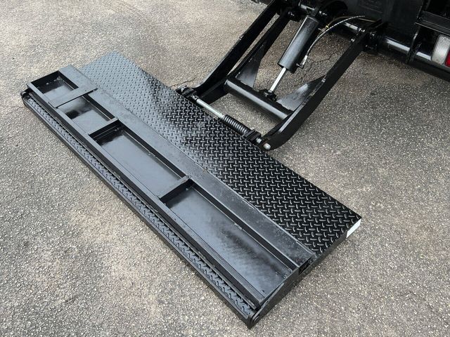 2012 Mitsubishi Fuso FE125 4X2 2dr Regular Cab 126.0 137.4 in. WB | Houston, TX | Houston Auto Credit 2012 Mitsubishi Fuso FE125 4X2 2dr Regular Cab 126.0 137.4 in. WB | Houston, TX | Houston Auto Credit