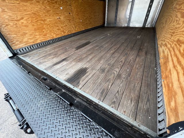 2012 Mitsubishi Fuso FE125 4X2 2dr Regular Cab 126.0 137.4 in. WB | Houston, TX | Houston Auto Credit 2012 Mitsubishi Fuso FE125 4X2 2dr Regular Cab 126.0 137.4 in. WB | Houston, TX | Houston Auto Credit