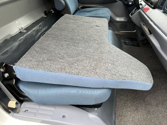 2012 Mitsubishi Fuso FE125 4X2 2dr Regular Cab 126.0 137.4 in. WB | Houston, TX | Houston Auto Credit 2012 Mitsubishi Fuso FE125 4X2 2dr Regular Cab 126.0 137.4 in. WB | Houston, TX | Houston Auto Credit