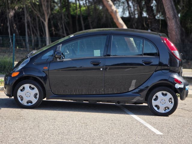 2012 Mitsubishi i-MiEV ES | Reseda, CA | Angeles Auto Alliance