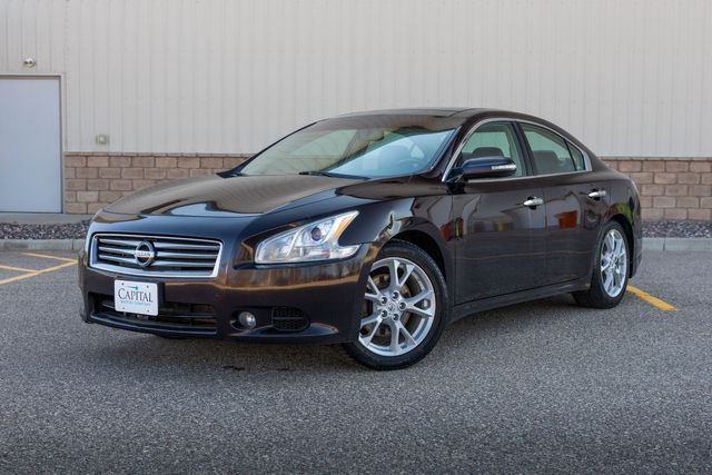 2012 Nissan Maxima 3.5 S w/ Heated Seats & Steering Wheel, Bluetooth 2012 Nissan Maxima 3.5 S w/ Heated Seats & Steering Wheel, Bluetooth