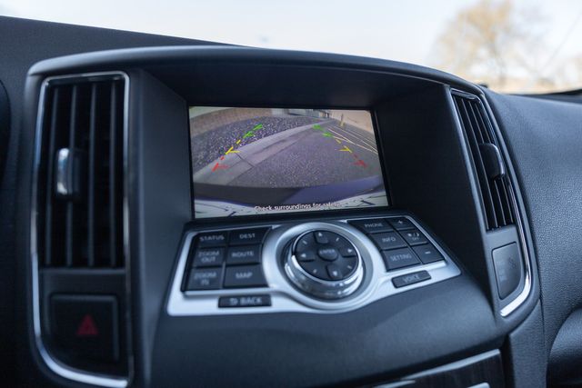 2012 Nissan Maxima 3.5 S w/ Heated Seats &amp; Steering Wheel, Bluetooth