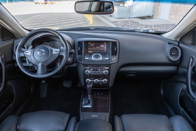 2012 Nissan Maxima 3.5 S w/ Heated Seats &amp; Steering Wheel, Bluetooth