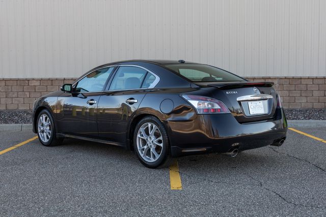 2012 Nissan Maxima 3.5 S w/ Heated Seats & Steering Wheel, Bluetooth 2012 Nissan Maxima 3.5 S w/ Heated Seats & Steering Wheel, Bluetooth