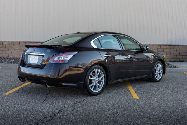 2012 Nissan Maxima 3.5 S w/ Heated Seats &amp; Steering Wheel, Bluetooth