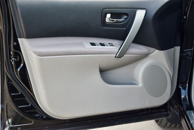 2012 Nissan Rogue SV 2012 Nissan Rogue SV