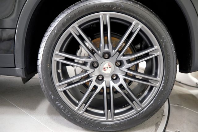 2012 Porsche Cayenne S | Burbank, California | MDK International