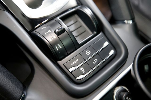 2012 Porsche Cayenne S | Burbank, California | MDK International 2012 Porsche Cayenne S | Burbank, California | MDK International