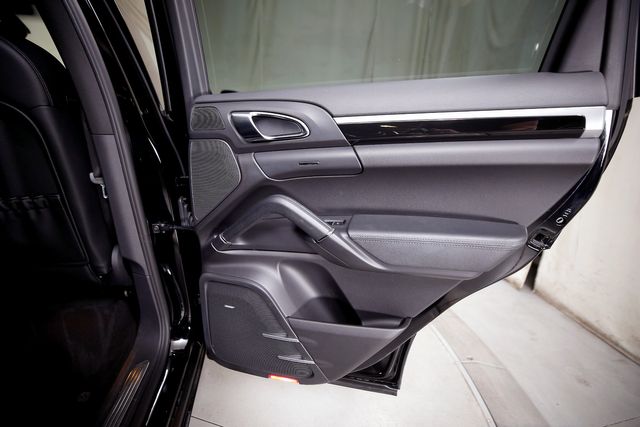 2012 Porsche Cayenne S | Burbank, California | MDK International