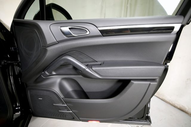 2012 Porsche Cayenne S | Burbank, California | MDK International