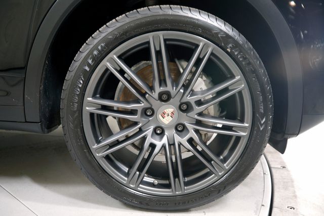 2012 Porsche Cayenne S | Burbank, California | MDK International