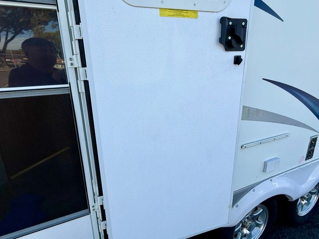 2012 Thor Shadow Cruiser 2225rbs