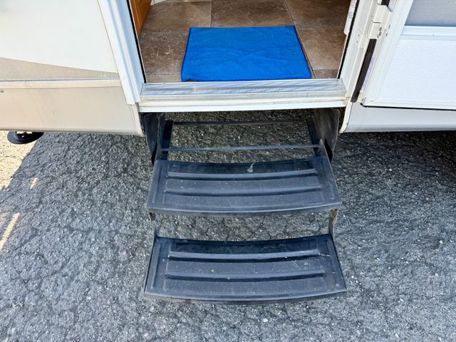 2012 Thor Shadow Cruiser 2225rbs