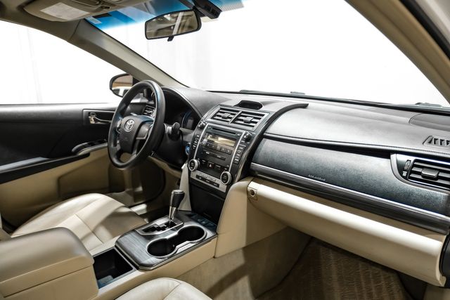 2012 Toyota Camry Hybrid LE