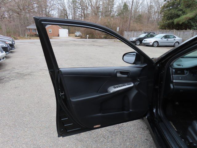 2012 Toyota Camry SE V6