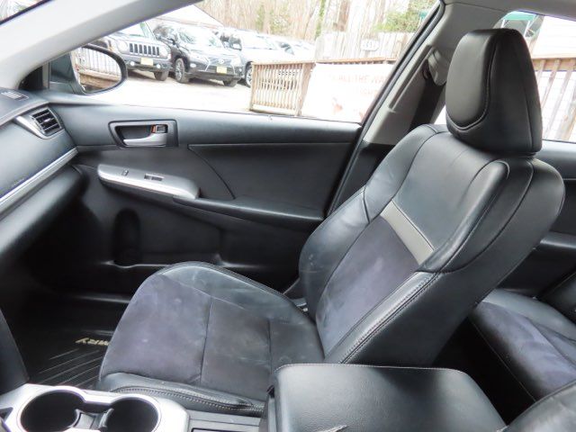 2012 Toyota Camry SE V6