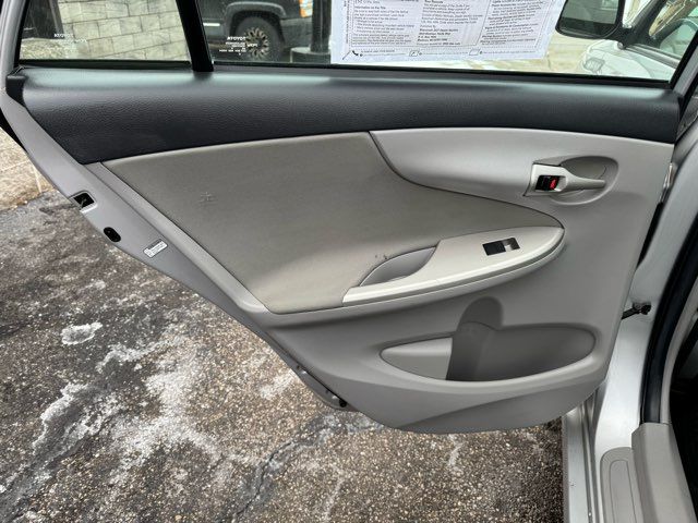 2012 Toyota Corolla LE