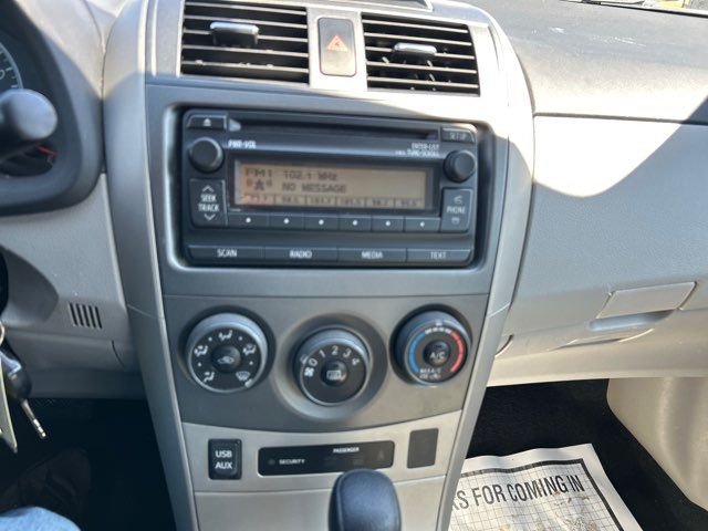 2012 Toyota Corolla LE