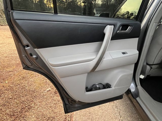 2012 Toyota Highlander Base | Atlanta, Georgia | Anything Automotive 2012 Toyota Highlander Base | Atlanta, Georgia | Anything Automotive