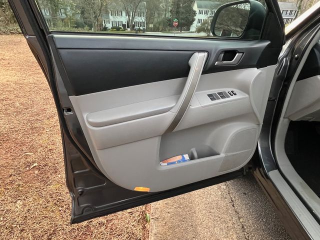 2012 Toyota Highlander Base | Atlanta, Georgia | Anything Automotive