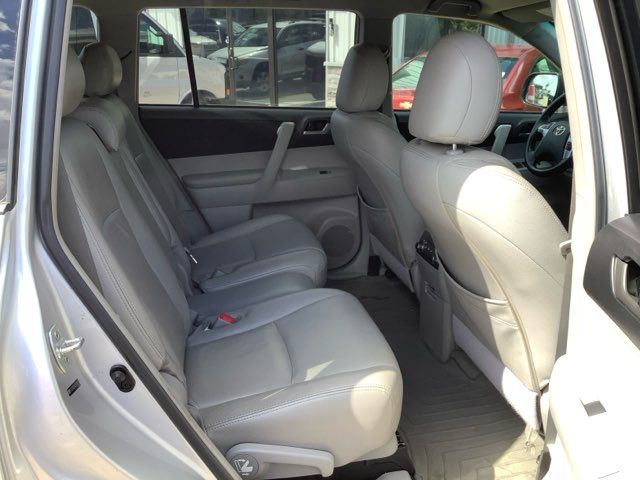 2012 Toyota Highlander Base