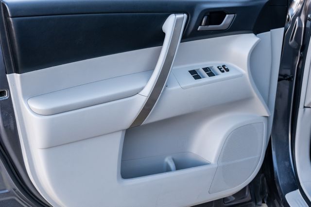 2012 Toyota Highlander SE 2012 Toyota Highlander SE