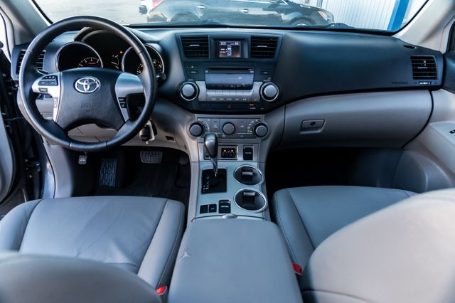 2012 Toyota Highlander SE 2012 Toyota Highlander SE