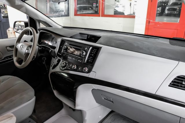 2012 Toyota Sienna LE 8-Passenger | New York, NY | Spincar Demo Account 2012 Toyota Sienna LE 8-Passenger | New York, NY | Spincar Demo Account