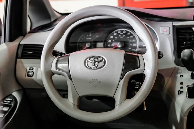 2012 Toyota Sienna LE 8-Passenger | New York, NY | Spincar Demo Account