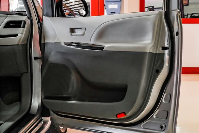 2012 Toyota Sienna LE 8-Passenger | New York, NY | Spincar Demo Account