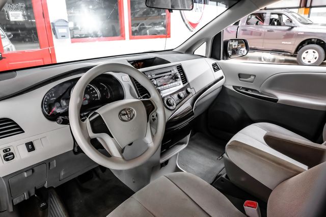 2012 Toyota Sienna LE 8-Passenger | New York, NY | Spincar Demo Account
