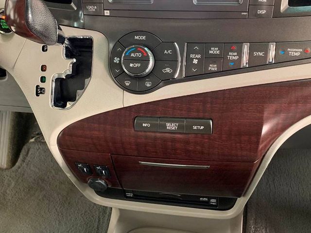 2012 Toyota Sienna Limited 7 Passenger 4dr Mini Van | Houston, TX | Houston Auto Credit 2012 Toyota Sienna Limited 7 Passenger 4dr Mini Van | Houston, TX | Houston Auto Credit