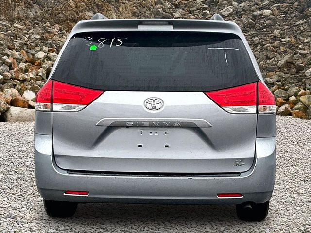 2012 Toyota Sienna LE 7-Passenger