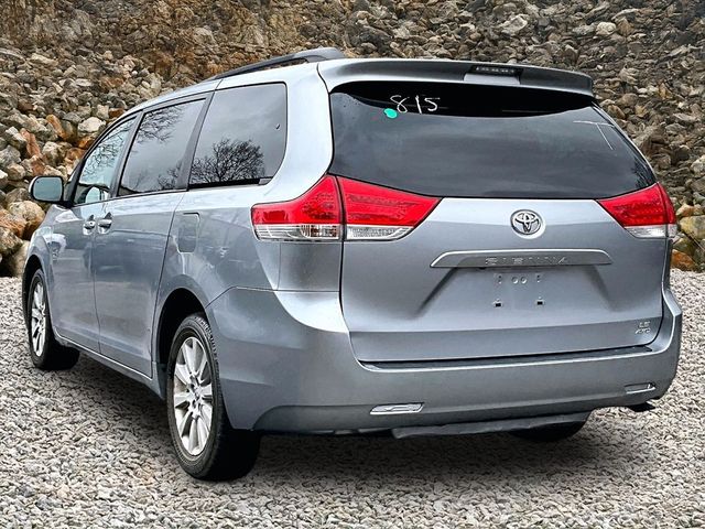 2012 Toyota Sienna LE 7-Passenger