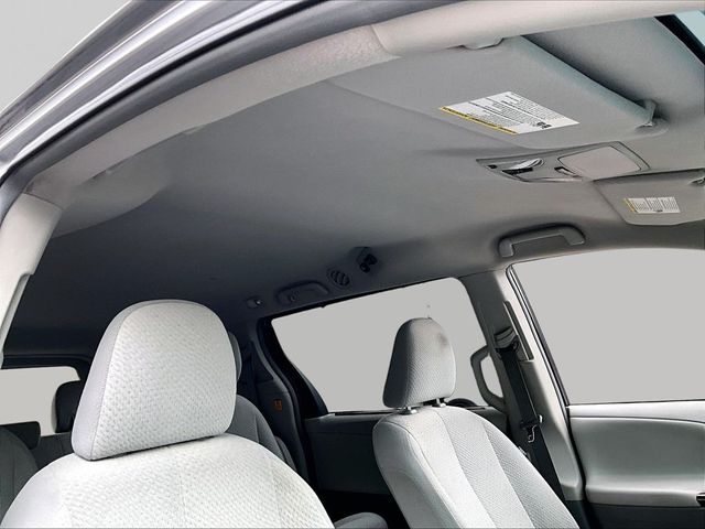 2012 Toyota Sienna LE 7-Passenger