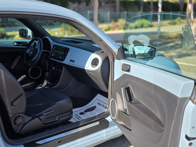 2012 Volkswagen Beetle 2.5L PZEV | Reseda, CA | Angeles Auto Alliance