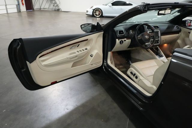 2012 Volkswagen Eos Executive 